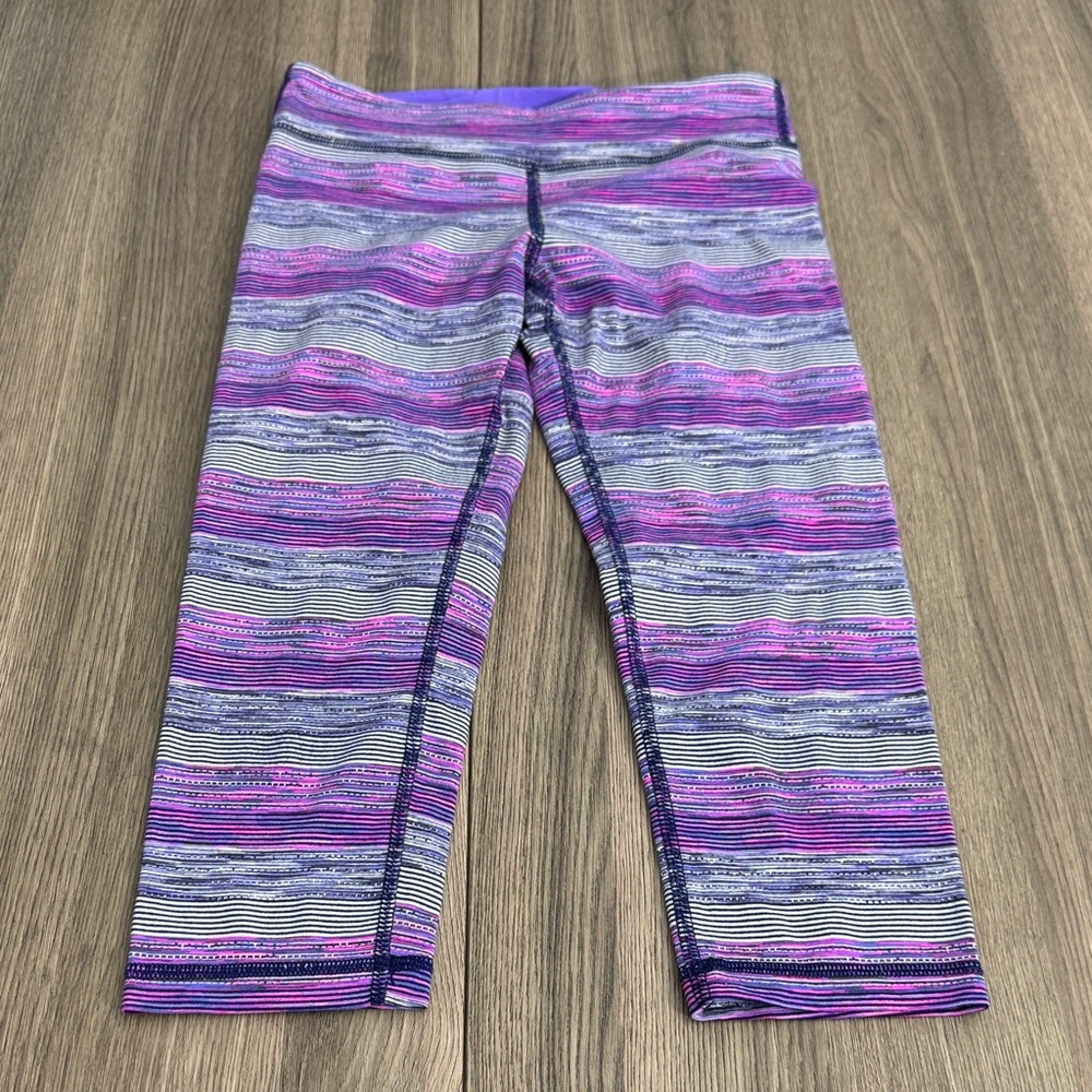 Ivivva by Lululemon Rhythmic Crop Leggings Girls Size 12 Pink Purple Stripe EUC